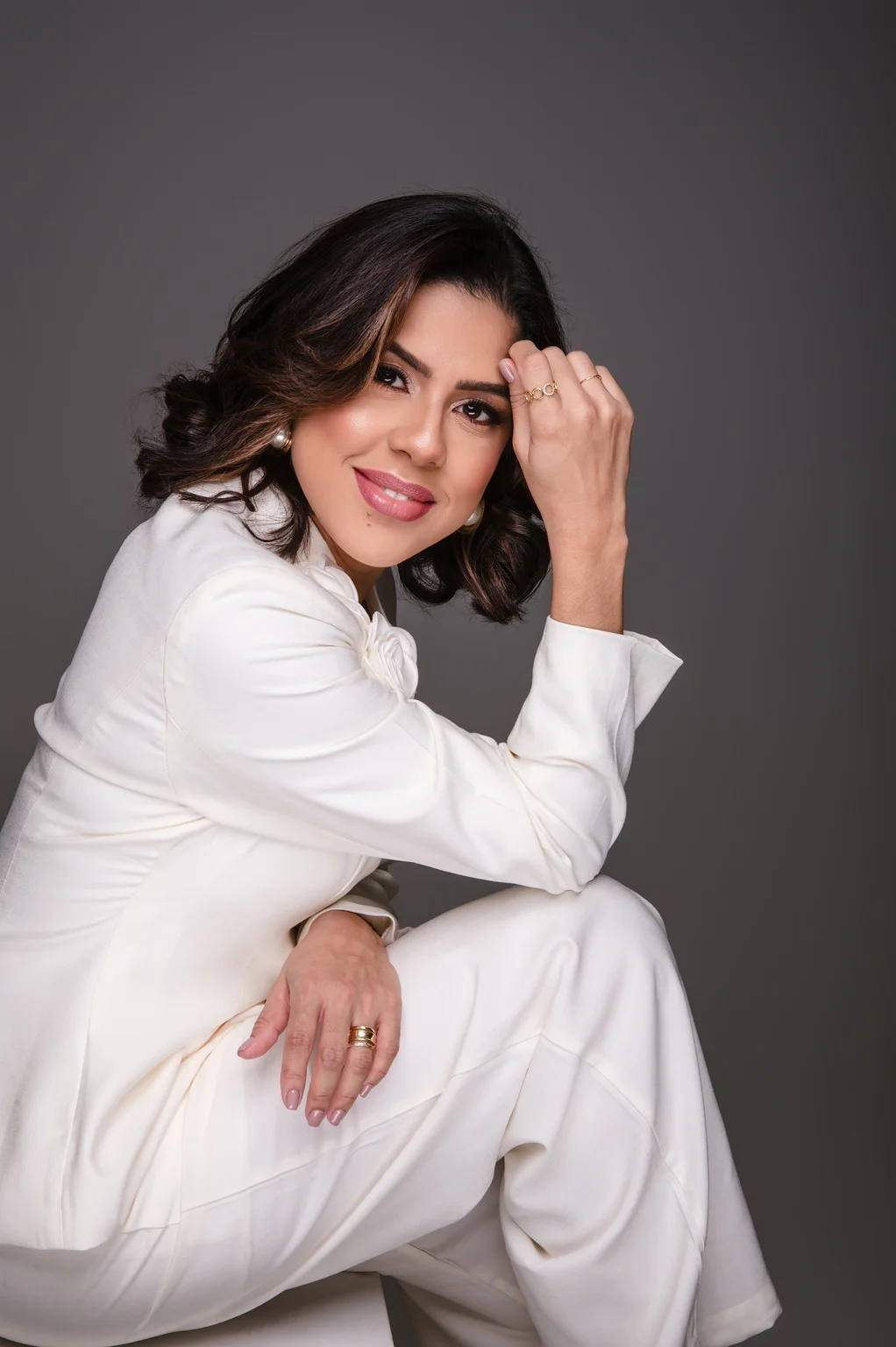 Dra. Larissa Schueng — retrato fornecido no artigo